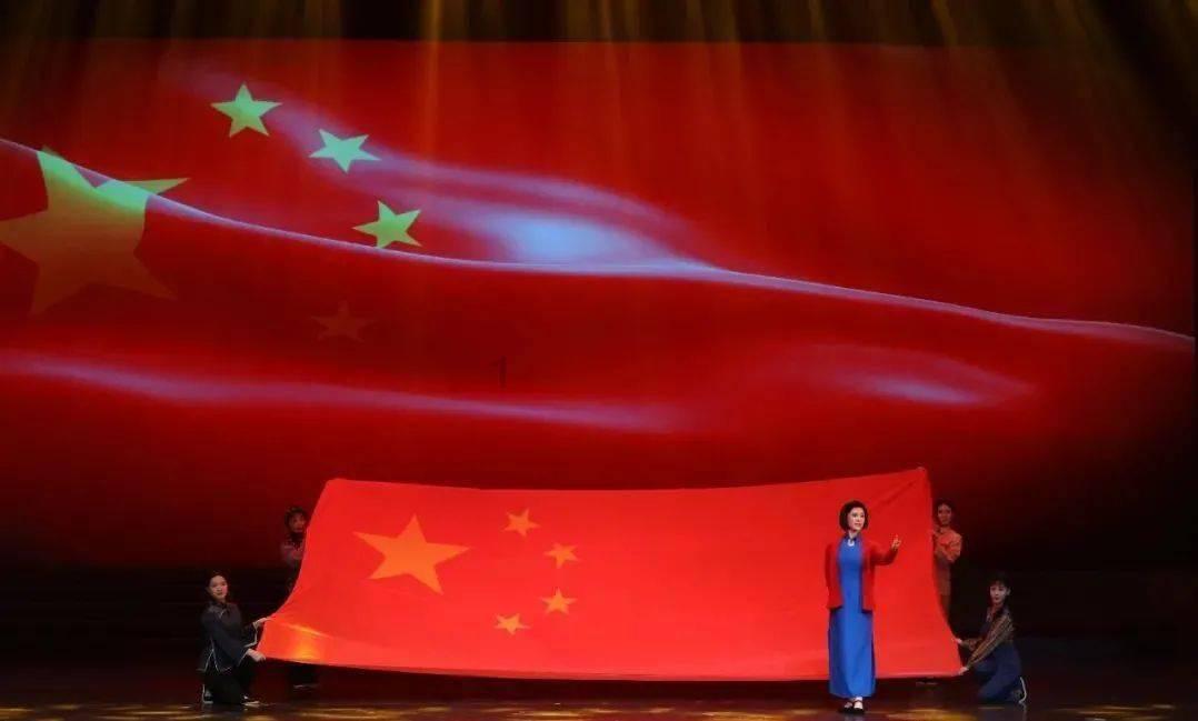 篮球运动员营救